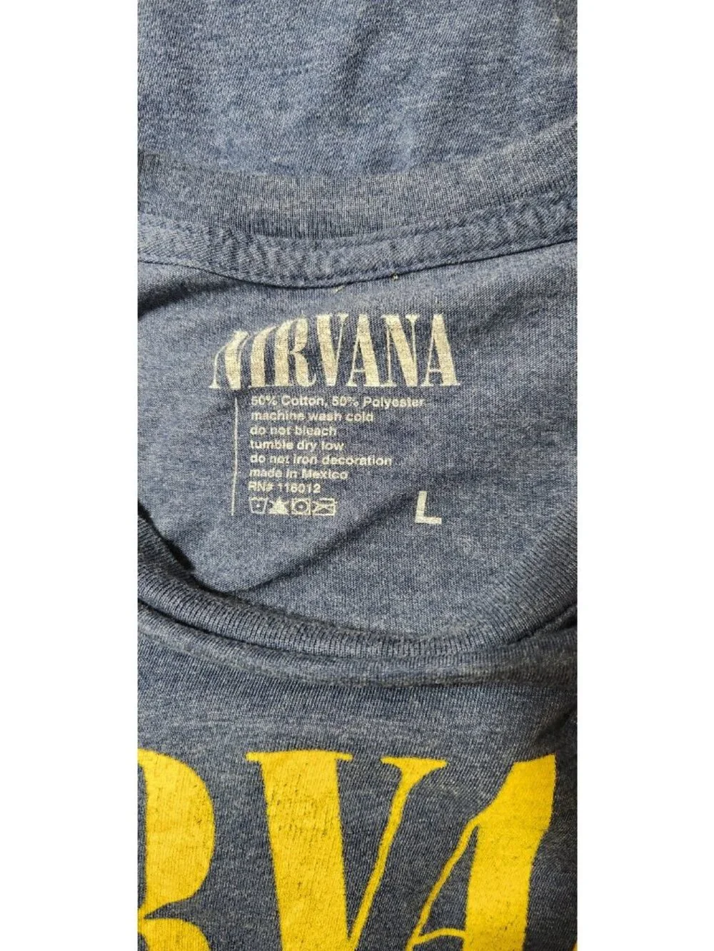 Nirvana Smiley Blue 2015 Graphic Print LARGE Crew Nck Short Slv T Shirt Top USED - Picture 6 of 6